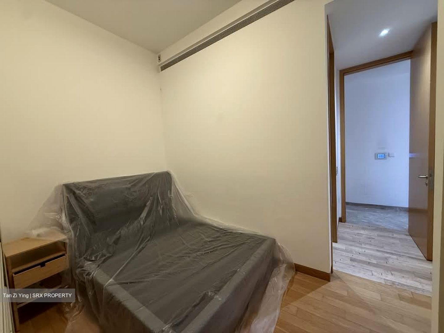 Nouvel 18 (D10), Condominium #527093011